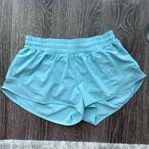 Lululemon Hotty Hot Shorts 2.5” Cloud Blue